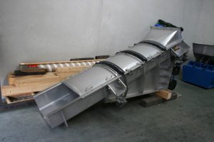 Vibrating feeder during assembly.